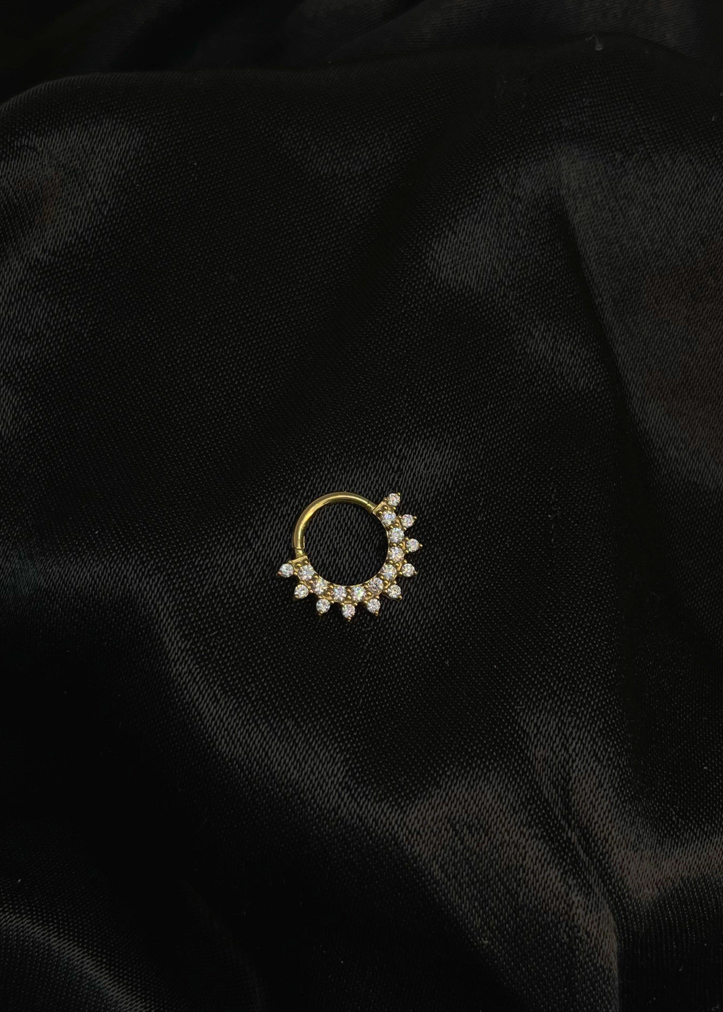 Piercing AZIA